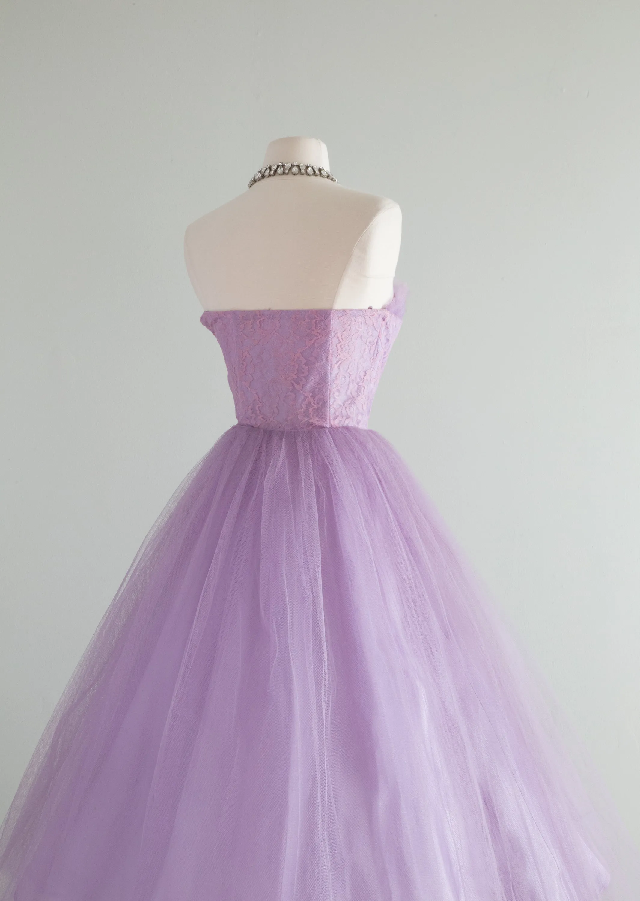 1950's Lavender Haze Strapless Sweetheart Prom Dress / XS