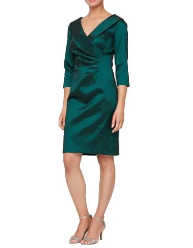 3/4 Sleeve Straight Taffeta With Shawl | Emerald Green