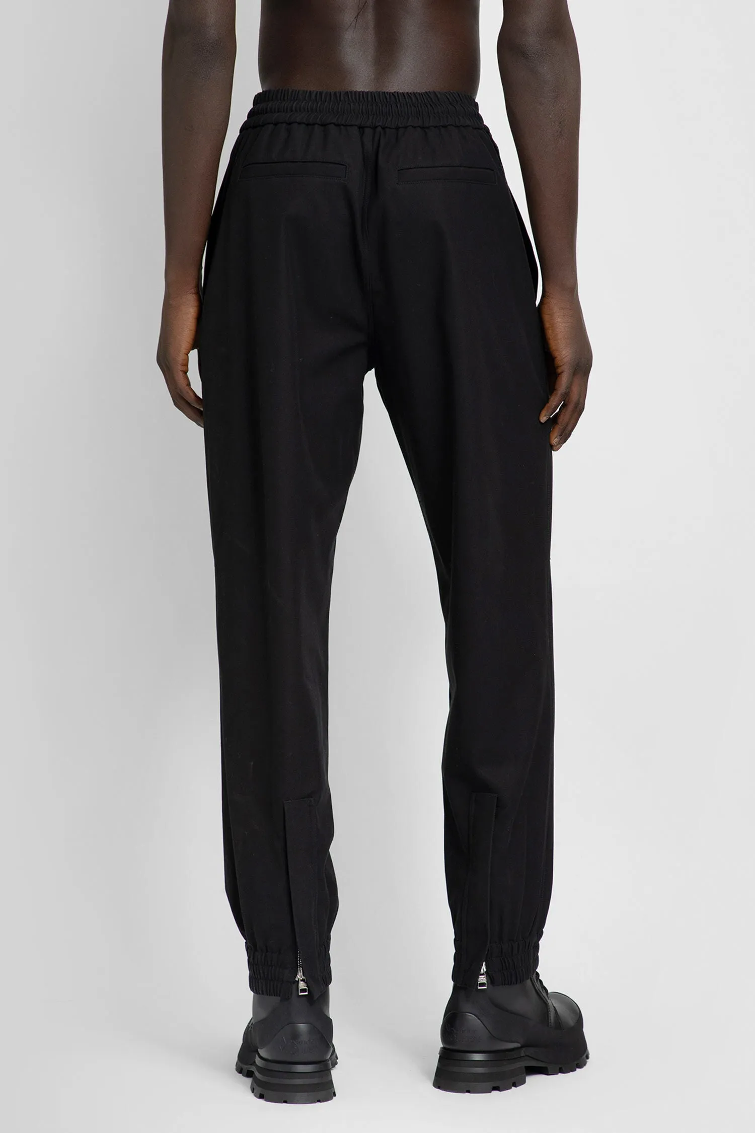 ALEXANDER MCQUEEN MAN BLACK TROUSERS