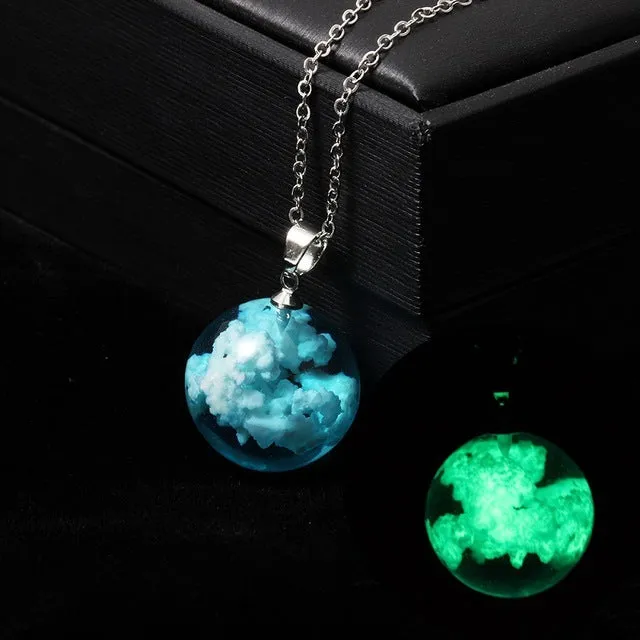 Chic Transparent Resin Rould Ball Moon Pendant Necklace