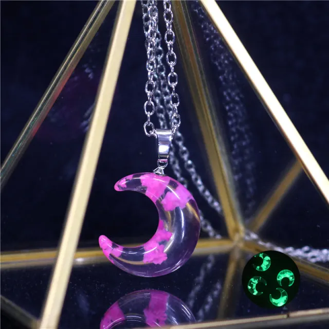 Chic Transparent Resin Rould Ball Moon Pendant Necklace