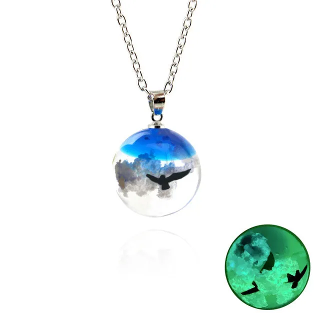 Chic Transparent Resin Rould Ball Moon Pendant Necklace