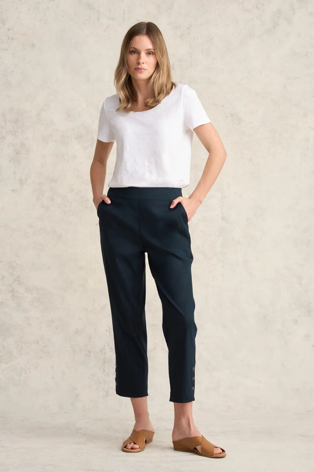 Curved Hem Linen Pant - Ink